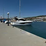 Arena I By The Sea Apartment
