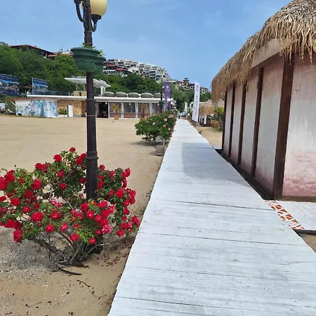 Arena I By The Sea Apartamento Sveti Vlas