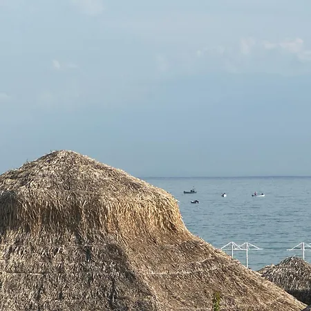 Arena I By The Sea Apartamento *